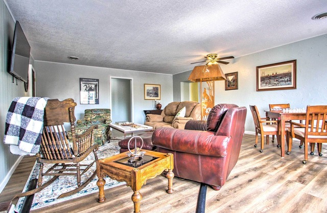 Charming Choteau Apartment: Central Location!