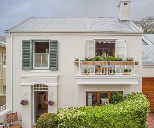 Charming Coastal Townhouse at The Majestic