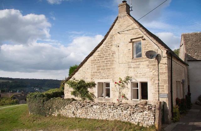Charming Cotswold Stone Cottage | Dog Friendly