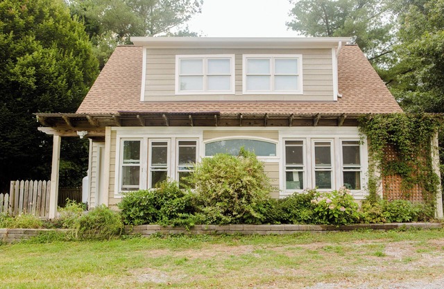 Charming Cottage in Purcellville on 12 Gorgeous Acres with 2 Acre Stocked Pond