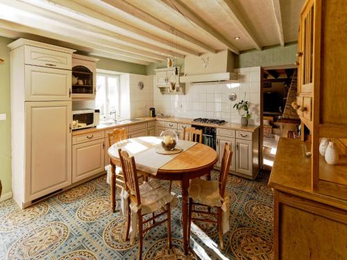 Charming cottage in a farm with views, cleaning included