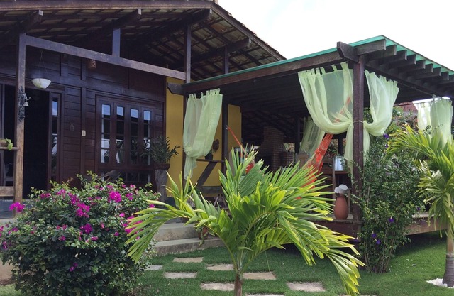 Encantador Chalet en Banana Trees en Cond. Serra Waters
