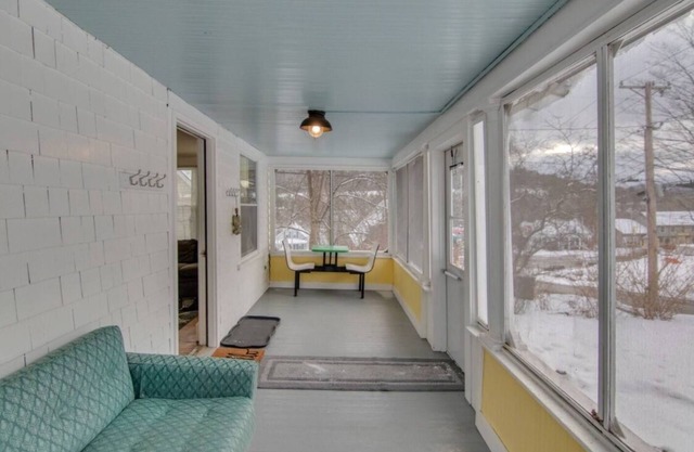 Charming Cottage in Downtown Littleton