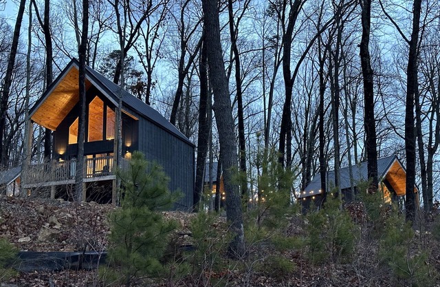 Charming Cottage Retreat - Last Minute Deals!