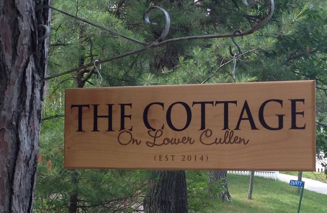 Cottage con Encanto, Duermen 6 +, Para toda la familia, 550 Acre Lake, 2. 5 Hrs N de las ciudades