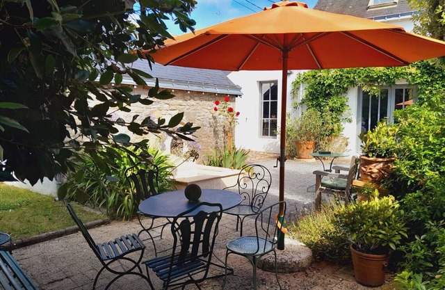 Gîte rénové près des marais salants, calme, proche mer, 2 vélos, équipement bébé, linge inclus