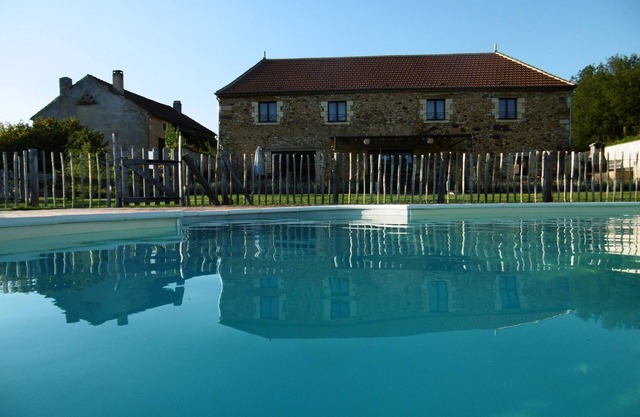 Casas rurales con encanto en Périgord de 8 a 24 personas desde 60E / pers / semana