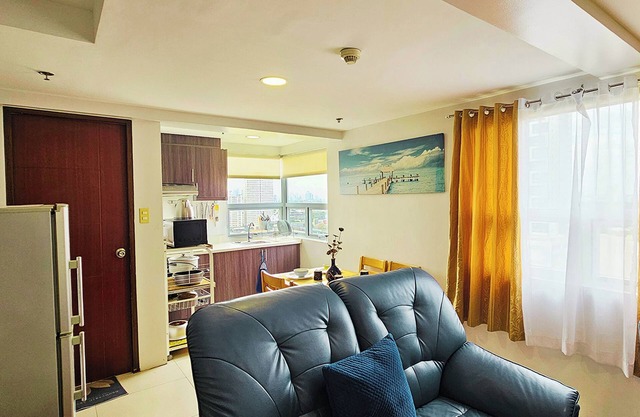 Charming & Cozy 3-bedroom with WiFi in Quezon City