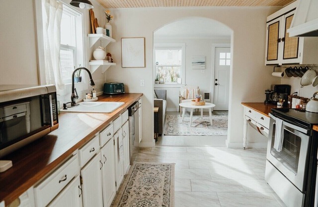 Charming Cuvée Cottage