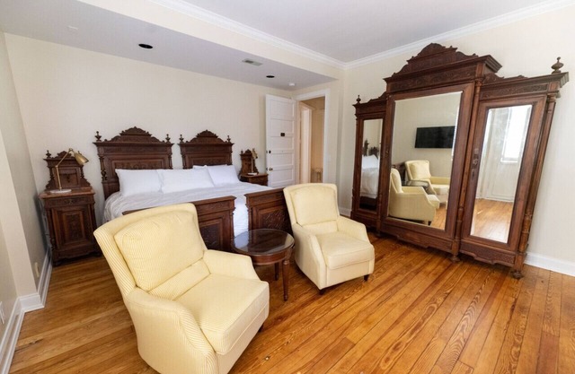 The Granville Queen Inn Rm. 10