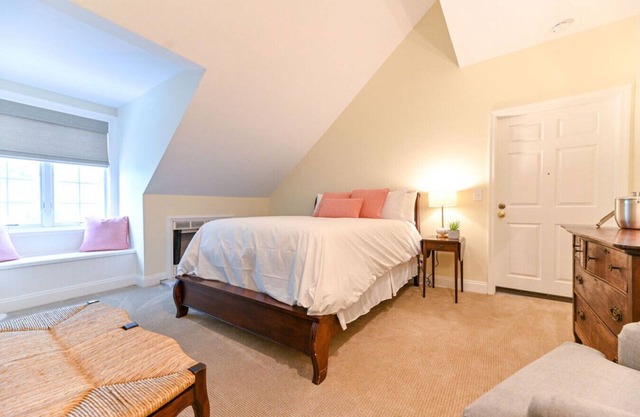 The Granville Queen Inn Rm. 15