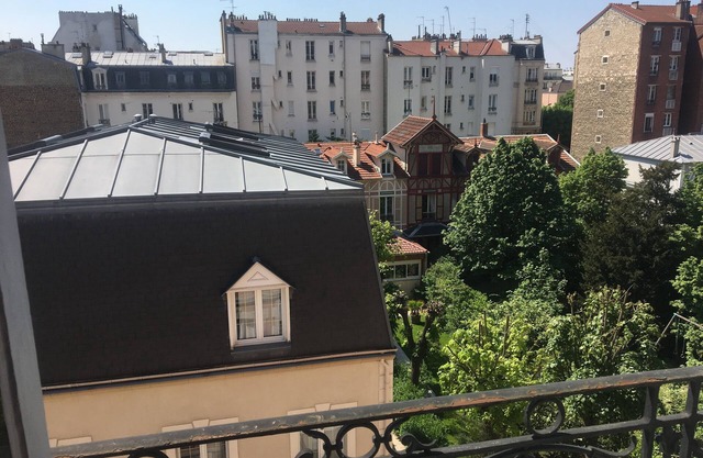 Charming duplex 10 mns from Paris