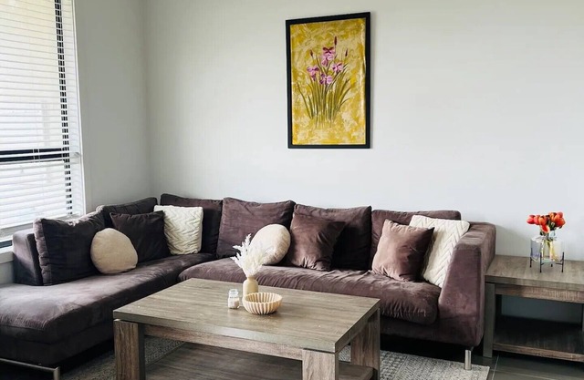 Charming Duplex: Style & Comfort