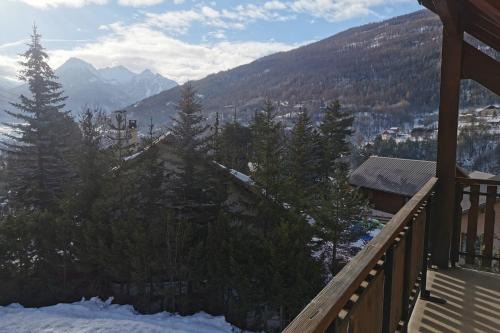 Charming duplex with 2 balconies and view