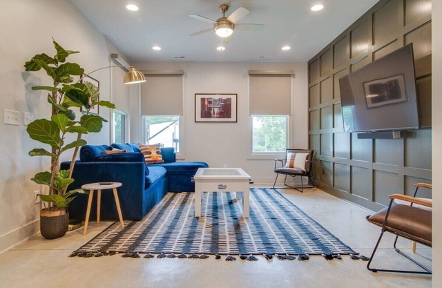 Charming East Nashville Duplex for 20