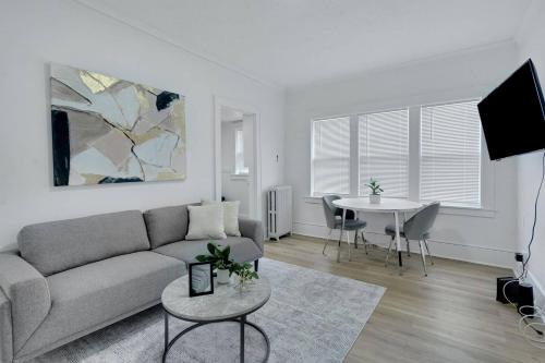 Charming & Elegant 1bd1bth I Rochester