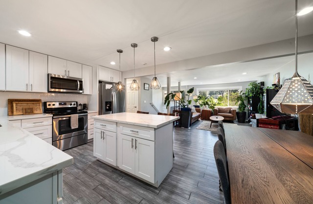 Charming Family Home near Newcastle, Fully Fenced Private, Pet-Friendly!