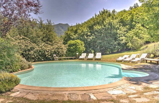 Casa de vacaciones en San Godenzo con jardín