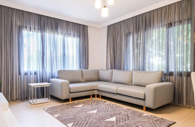 Charming Flat w Balcony 15 min to Urla Art Street