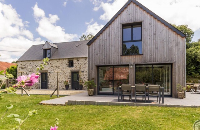 Casa Encantadora a Orillas del Río con Jardín