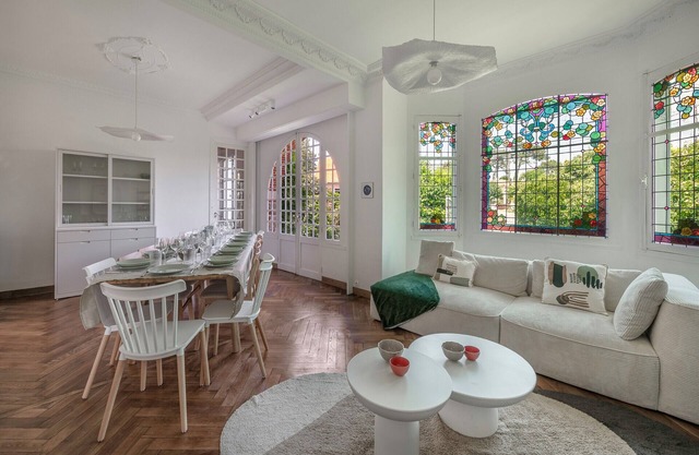 Villa con encanto a 250 m de la playa – 14 pax