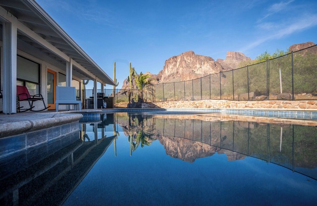 Charming Guest House with AC and WiFi in Apache Junction