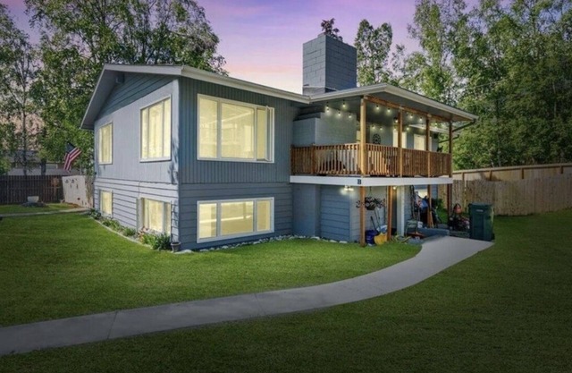 Charming hillside duplex with plenty of space