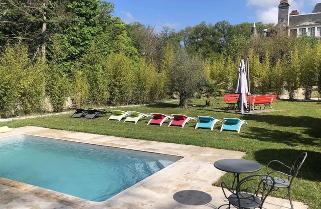 Charming Historic 2BR Cottage in Azay-le-Rideau