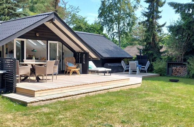 Charming holiday home in Marielyst near the beach and forest