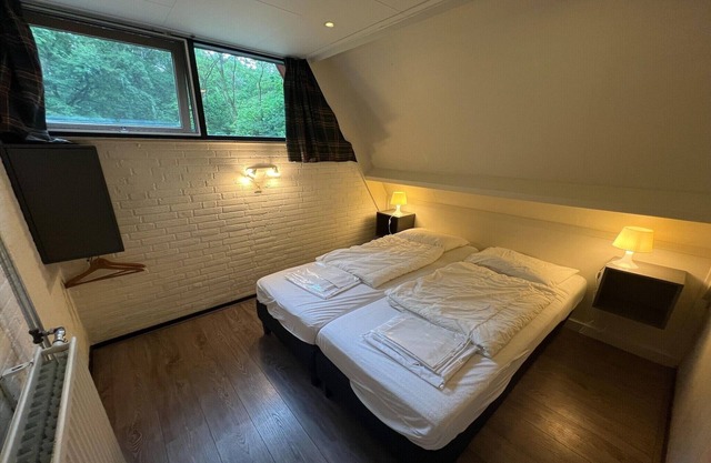 Bungalow en Limburg cerca de reservas