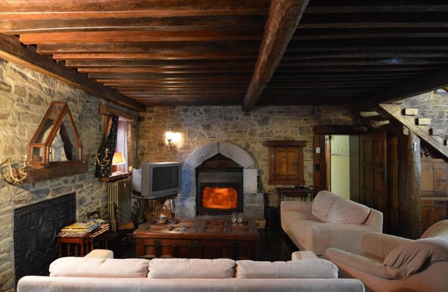 Charming Holiday Home in Halleux with Garden