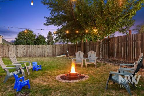 Charming Home ear Triple Play Silverwood Hayden Lake Fire Pi Fenced Yard a Plum Tree 1219