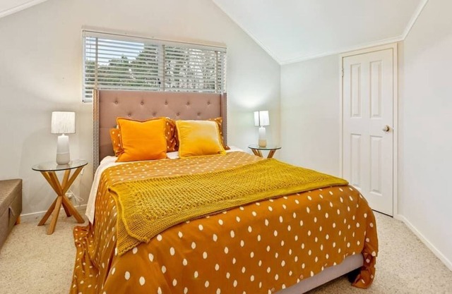 Charming Home in Tranquil Rural Karaka