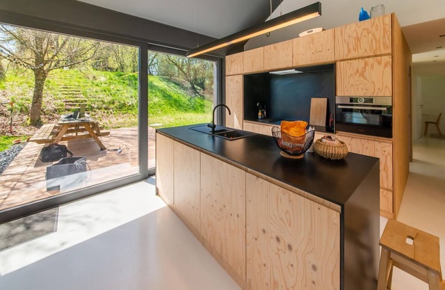 Casa de vacaciones atmosférica en Paliseul con sauna