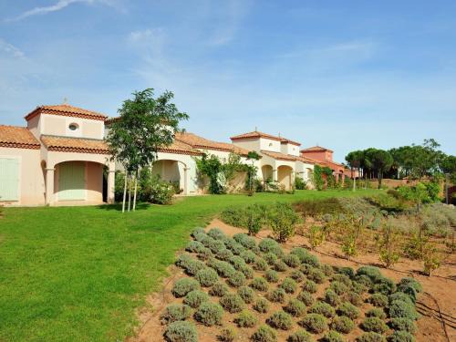 Charming Homps Retreat