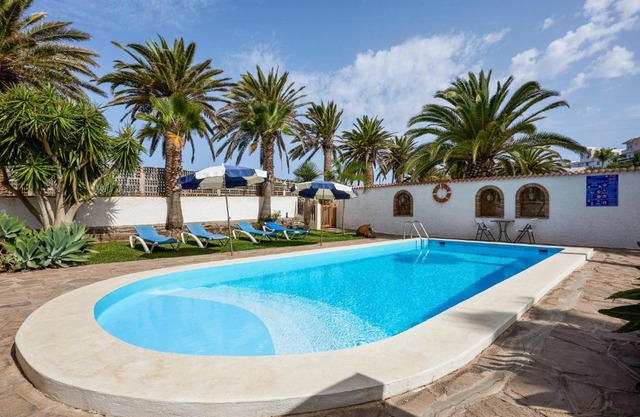 Charming House in Buenavista del Norte with Shared Pool