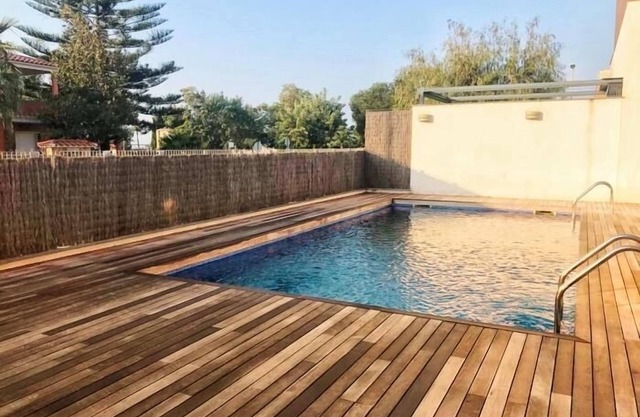 Encantadora casa a 1 min de la playa y a 45 mi de Barcelona. vilanovaapartments