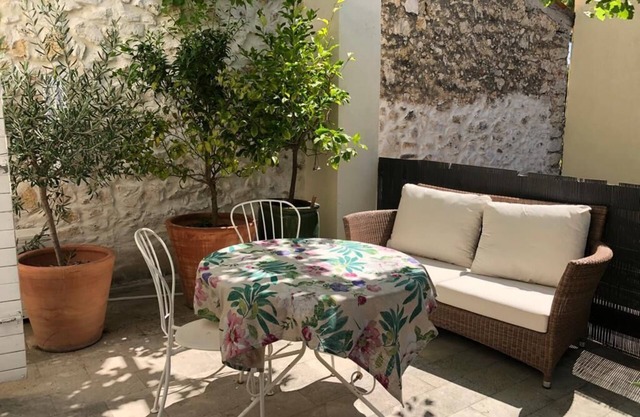 Charming house in the heart of the village