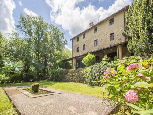 Charming House in Umbria with Pool