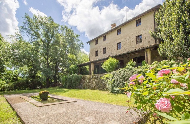 Casa Encantadora en Umbría con Piscina