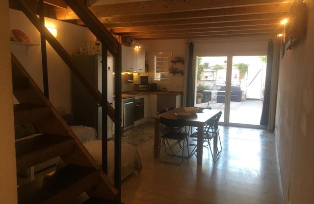 Charming house next to the sea and Barcelona for 6
