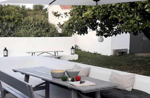 Casa con encanto Saint Sauveur, Ile d'Yeu, jardín, pueblo y tiendas