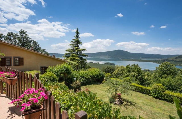 Charming House in the majestic landscape of Tuscia Viterbese 50min north of Rome