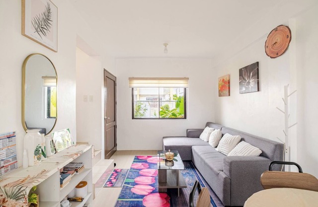Encantadora casa en la ciudad de Iloilo con vista al jardín