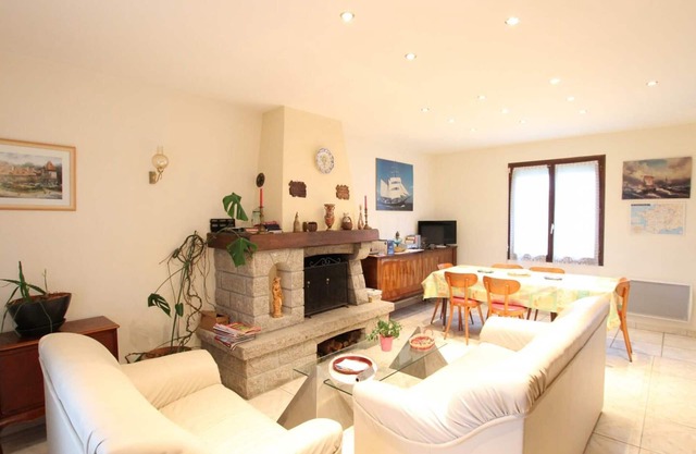 Casa Independiente con Jardín Privado, Cerca de Mont Saint-Michel, Ideal Para Familias