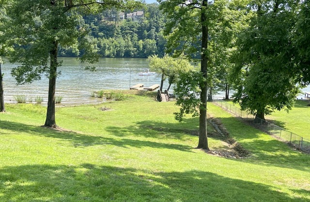 Charming Lake Catherine/Ouachita River Lake House w/ Boat Dock