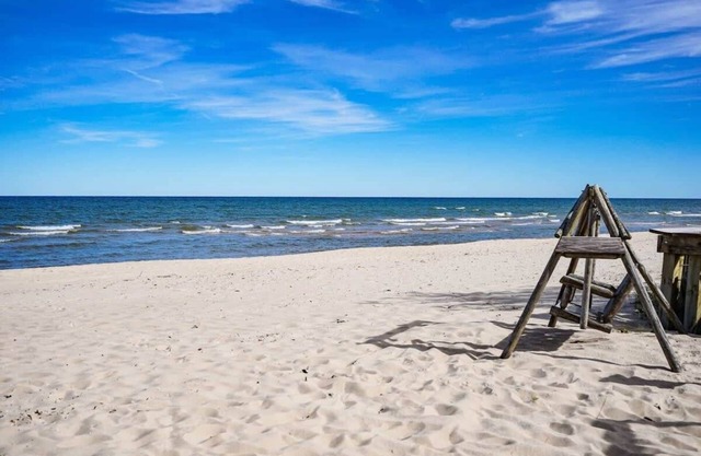 Charming Lake Huron Cottage Private Beach Access