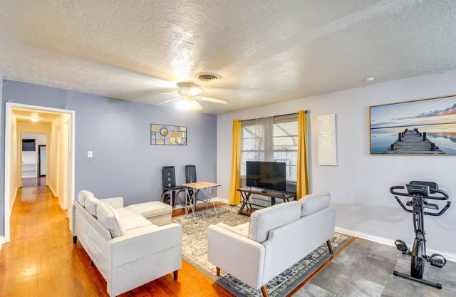 Charming Lawton Escape w/ Patio + Grills!