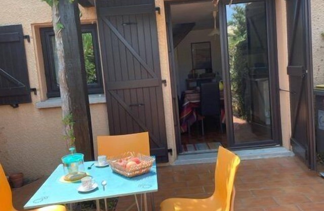 Charming little house with lovely outdoor