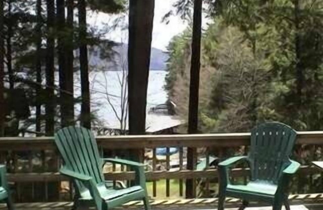 Charming Log Cabin Overlooking Lake George